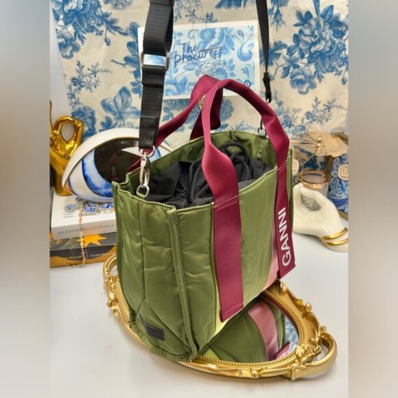 🆕 GANNI 🧿 NWT Small Recycled Tech Tote Bag Crossbody, Kalamata & Burgundy Pink - Picture 6 of 12